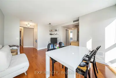 763 Bay Street 3202, Toronto C01, ON M5G 2R3