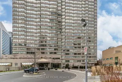 30 Greenfield Avenue 1008, Toronto C14, ON M2N 6N3