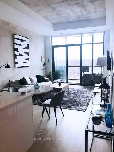 608 Richmond Street W 1310, Toronto C01, ON M5V 1Y9