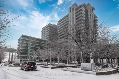 209 Fort York Boulevard 1461, Toronto C01, ON M5V 4A1