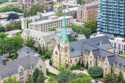 1001 Bay Street 2711, Toronto C01, ON M5S 3A6