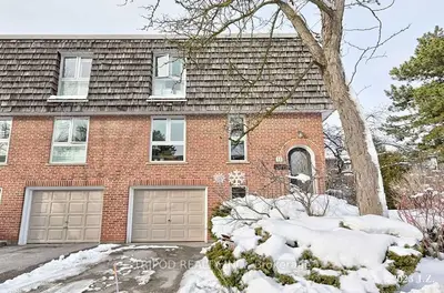 14 Powderhorn Mill Way Way S, Toronto C12, ON M2L 1R8