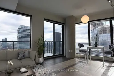 2A Church Street 2202, Toronto C08, ON M5E 0E1