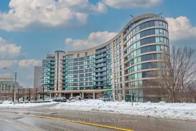 18 Valley Woods Road 808, Toronto C13, On M3a 0a1