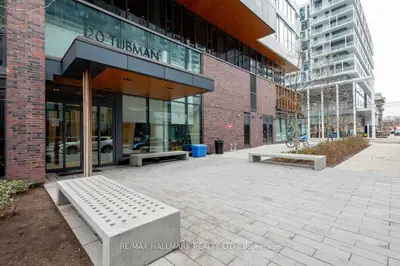 20 Tubman Avenue 1309, Toronto C08, ON M5A 0M5