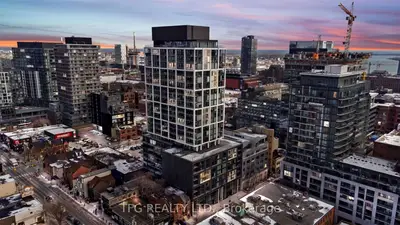 55 Ontario Street 1303, Toronto C08, ON M5A 0T8