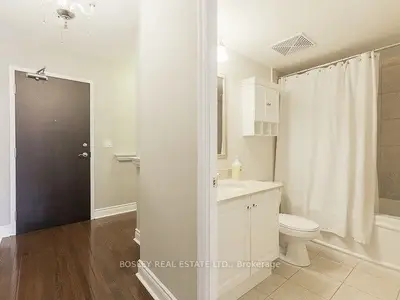 10 Delisle Avenue 305, Toronto C02, ON M4V 3C6