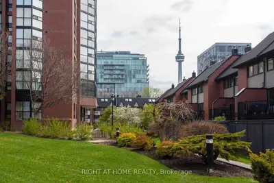 701 King Street W 311, Toronto C01, ON M5V 2W7
