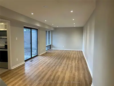 400 Woodsworth Road 66, Toronto C12, ON M2L 2T9