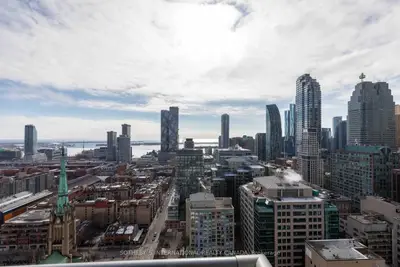 33 Lombard Street 3201, Toronto C08, ON M5C 3H8