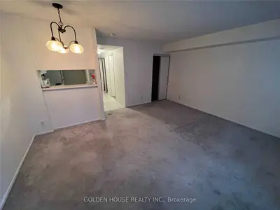 711 Bay Street 1912, Toronto C01, ON M5G 2J8