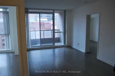 736 Bay Street 1603, Toronto C01, ON M5G 1N6