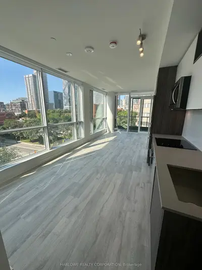 121 Lower Sherbourne Street 464 SW, Toronto C08, ON M5A 4J4