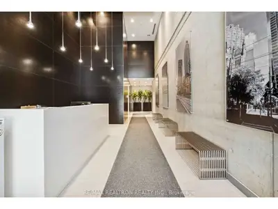 11 Charlotte Street 2202, Toronto C01, ON M5V 2H5