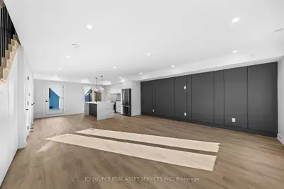 144 Dovercourt Road Suite 4, Toronto C01, ON M6J 3C4
