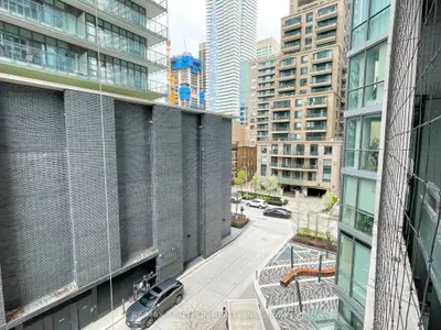 45 Charles Street E 503, Toronto C08, ON M4Y 1S2