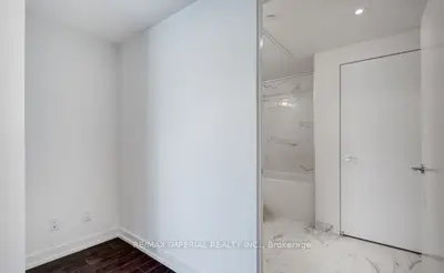 85 Wood Street 2315, Toronto C08, On M4y 0e8