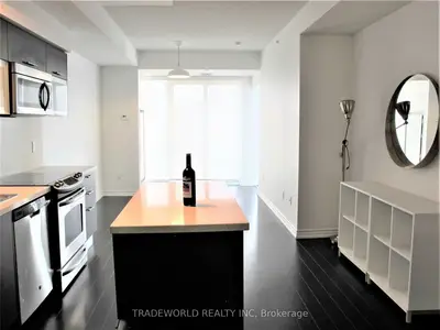 386 Yonge Street 3709, Toronto C01, ON M5B 0A5