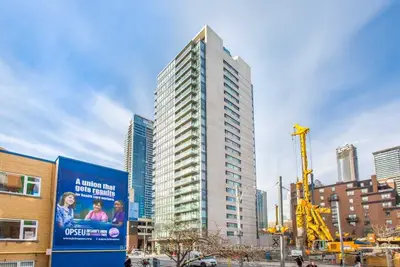 22 Wellesley Street 303, Toronto C08, ON M4Y 1G3