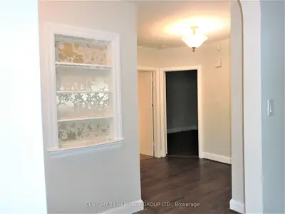 194 York Mills Road, Toronto C12, ON M2L 1K9