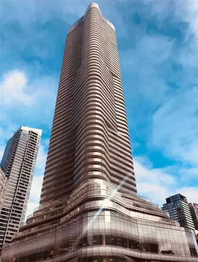 11 Wellesley Street W 4804, Toronto C01, ON M4Y 1E8