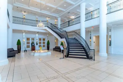 15 Greenview Avenue 1301, Toronto C07, ON M2M 4M7