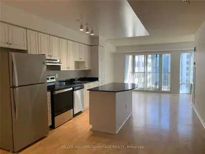 50 John Street 914, Toronto C01, ON M5V 3T5