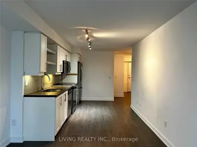 525 Adelaide Street W 723, Toronto C01, ON M5V 0N7