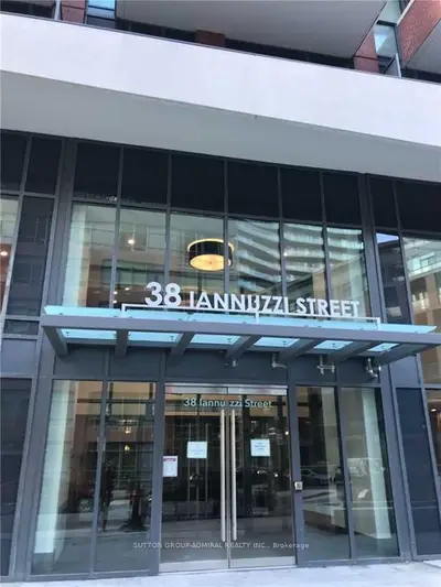 38 Iannuzzi Street 538, Toronto C01, ON M5V 0S2