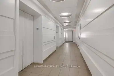 14 York Street 4411, Toronto C01, ON M5J 0B1