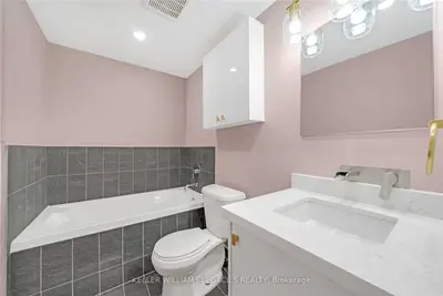 55 Stewart Street 610, Toronto C01, On M5v 2v1