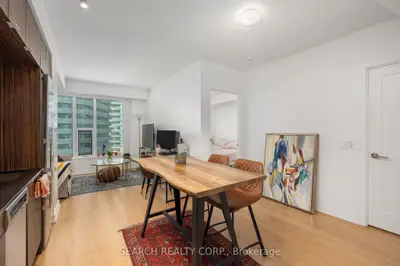 10 York Street 1112, Toronto C01, ON M5J 0E1