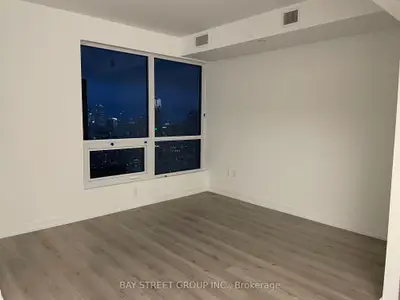 395 Bloor Street E 5111, Toronto C08, ON M4W 0B4