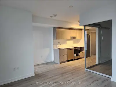 395 Bloor Street 3606, Toronto C08, ON M4W 0B4