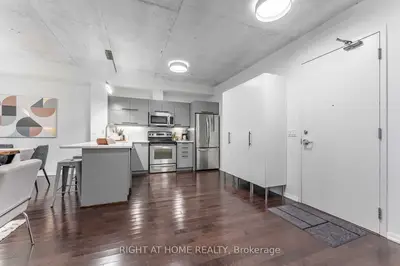 333 Adelaide Street E 903, Toronto C08, On M5a 4t4