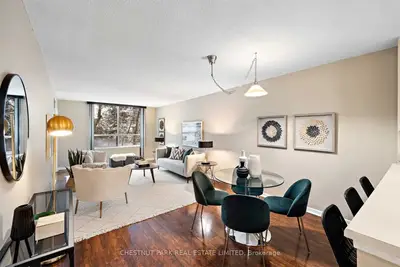 95 Prince Arthur Avenue 326, Toronto C02, ON M5R 3P6