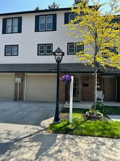 100 Purple Sage Way 12, Toronto C15, ON M2H 2Z7