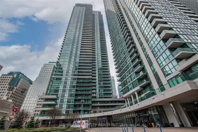 33 Bay Street 1405, Toronto C01, ON M5J 2Z3