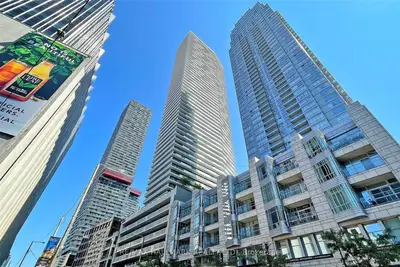 2221 Yonge Street 3608, Toronto C10, ON M4S 0B8