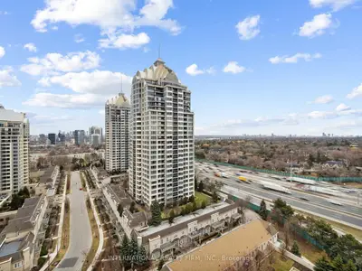 17 Barberry Place 1704, Toronto C15, ON M2K 3E2