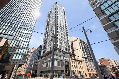 68 Shuter Street 1208, Toronto C08, ON M5B 1B4