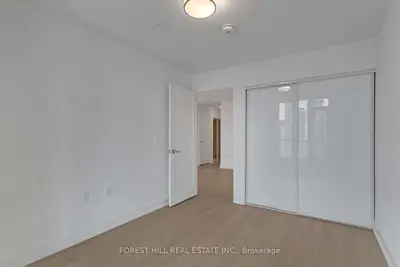 575 Bloor Street E 1601, Toronto C08, ON M4W 0B2