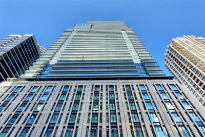 955 Bay Street S 902, Toronto C01, ON M5S 0C6