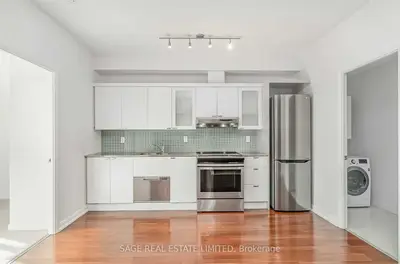 111 Elizabeth Street 1706, Toronto C01, ON M5G 1P7