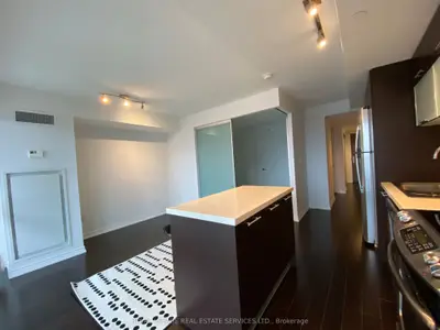 386 Yonge Street 2714, Toronto C01, On M5b 0a5
