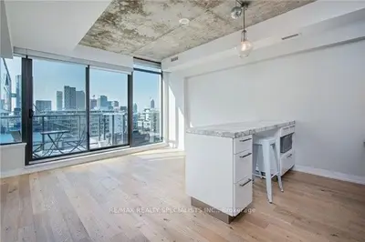 461 Adelaide Street W 1023, Toronto C01, ON M5V 0L6