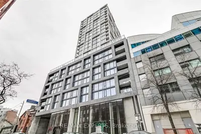 55 Ontario Street 802, Toronto C08, ON M5A 0T8