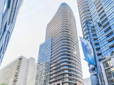 25 Carlton Street 1309, Toronto C08, ON M5B 1L4