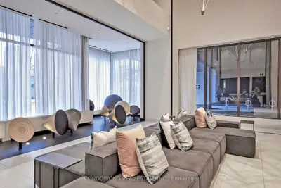 15 Lower Jarvis Street 504, Toronto C08, ON M5E 0C4