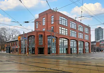 393 King Street E 305, Toronto C08, ON M5A 1L3